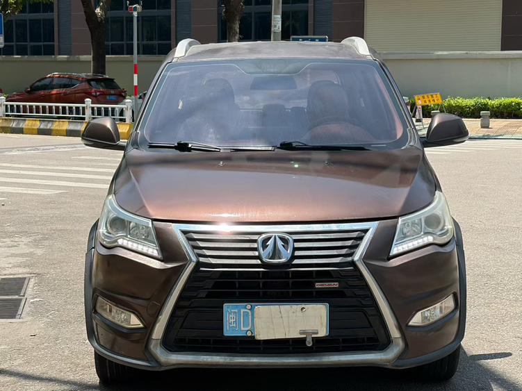 BAIC Changhe M60 2017 thumb 9