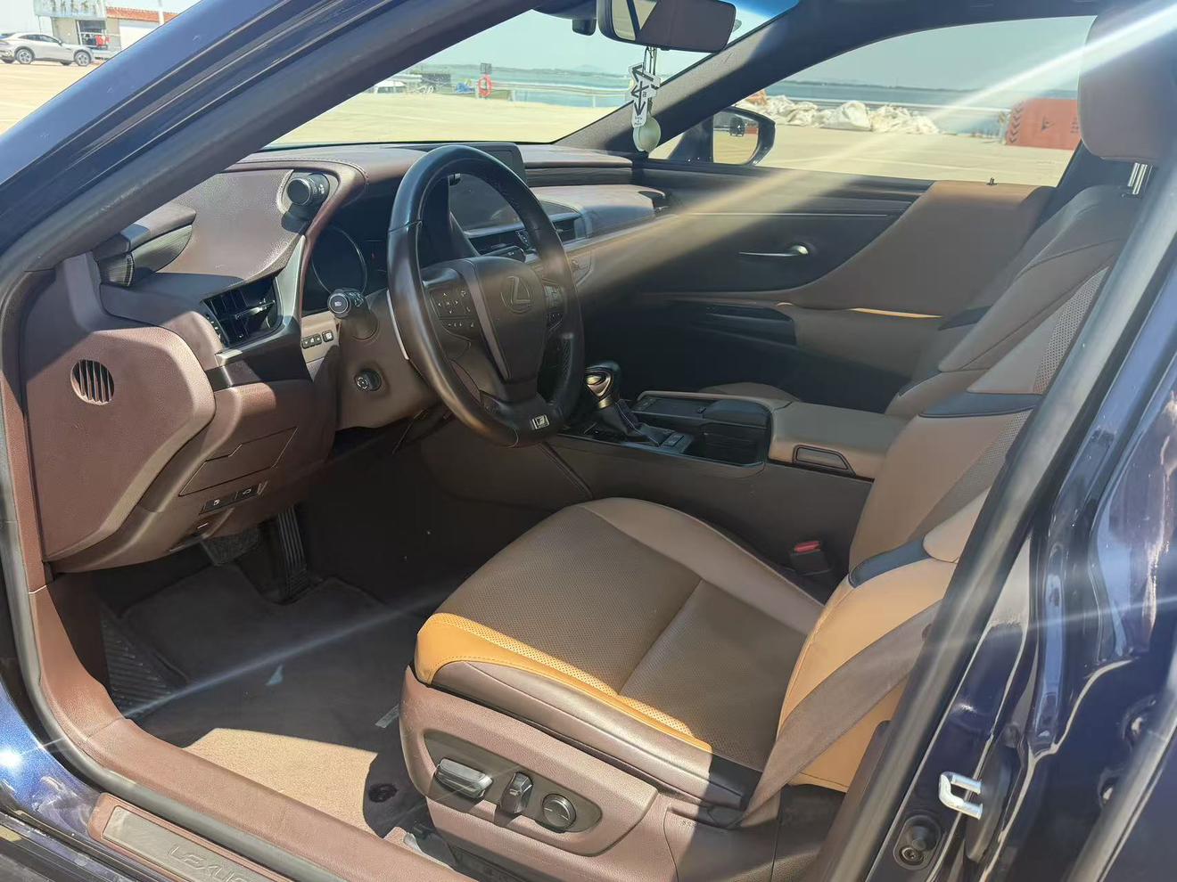 Lexus ES 2020 thumb 7