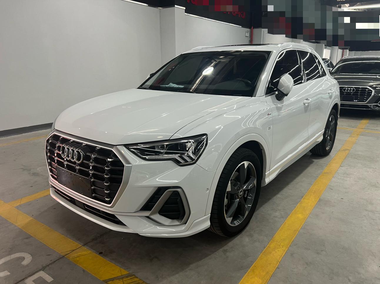 Audi Q3 2022 thumb 9