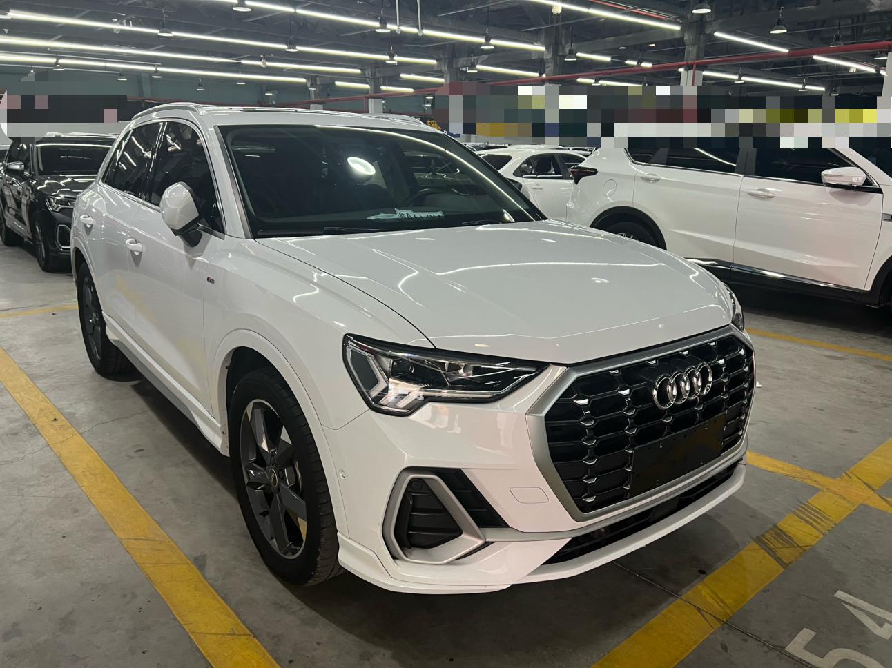 Audi Q3 2022 thumb 11