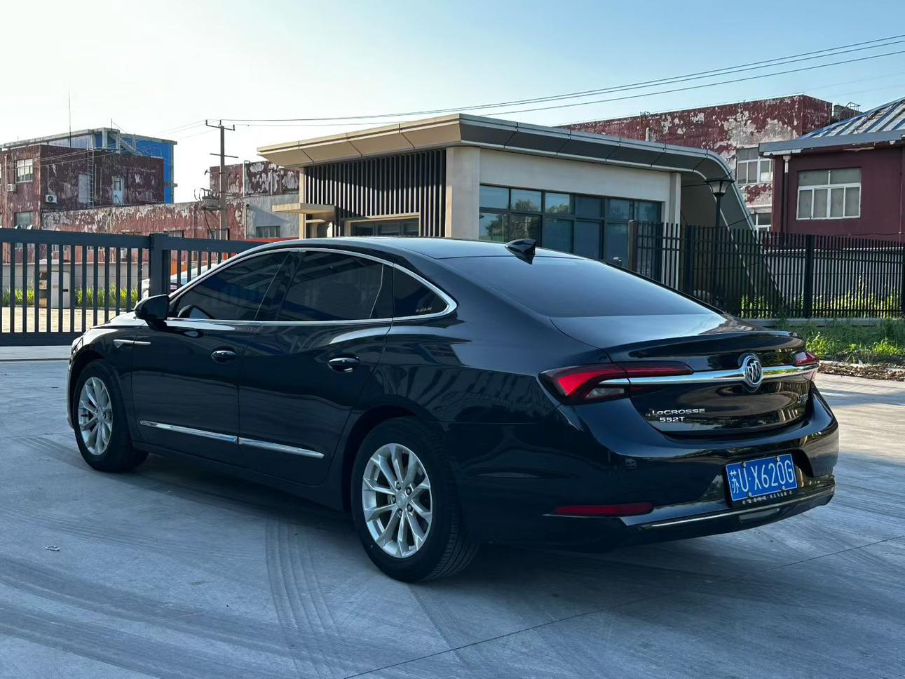 Buick LaCrosse 2021 thumb 2