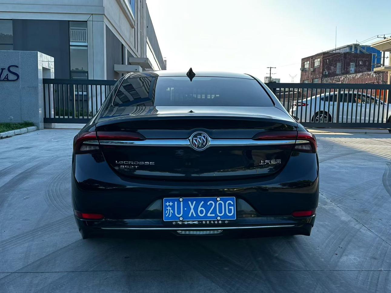 Buick LaCrosse 2021 thumb 3
