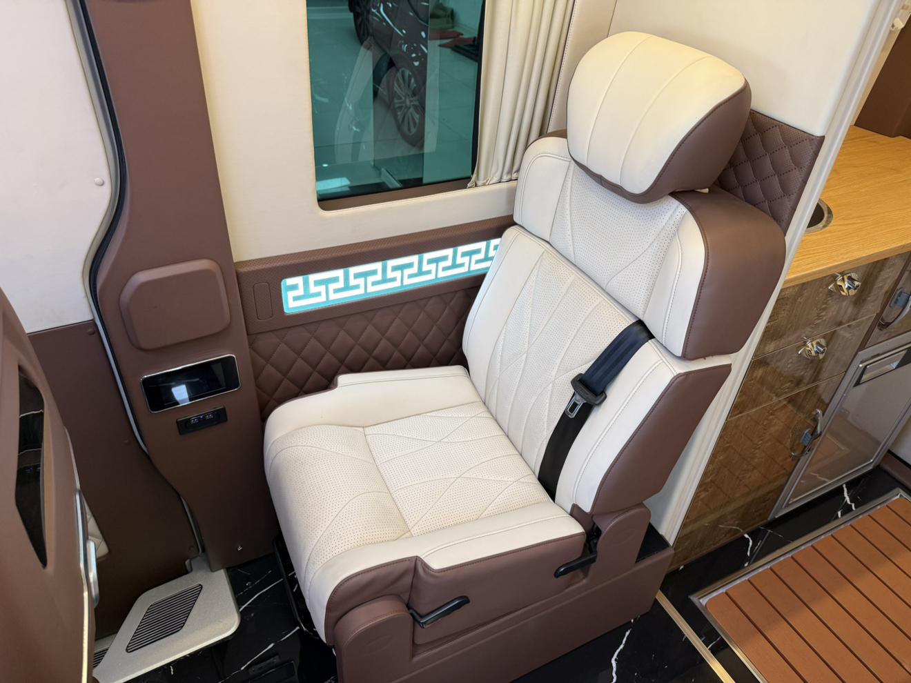 Mercedes-Benz Sprinter 2022 thumb 5