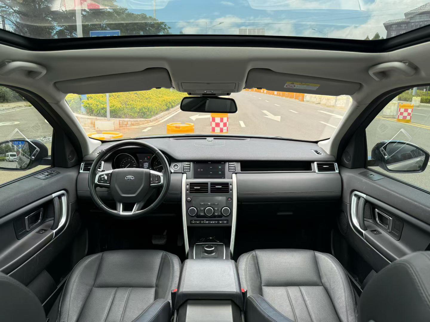 Land Rover Discovery Sport 2017 thumb 4