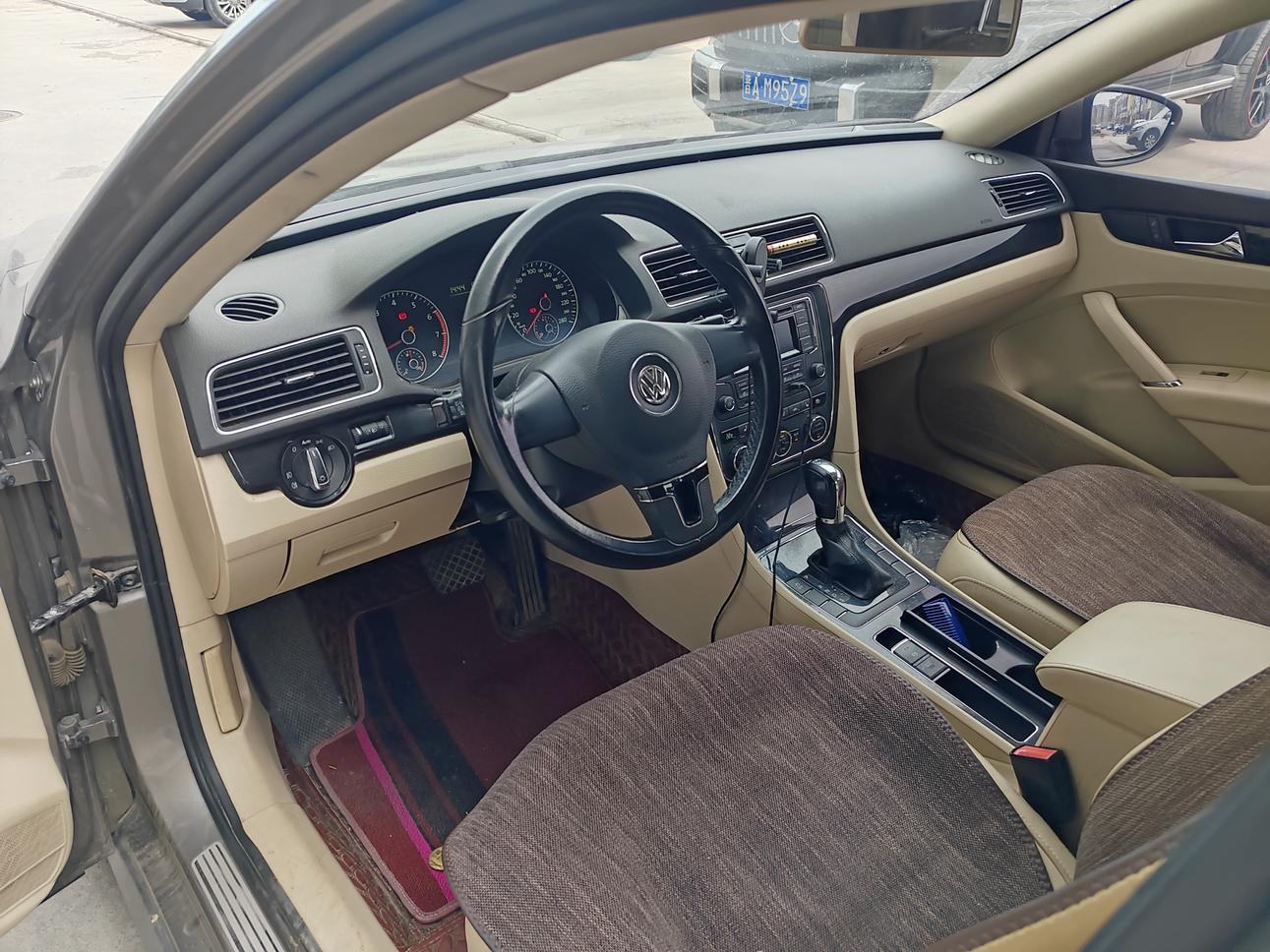 Volkswagen Passat (North America and China) 2013 thumb 8