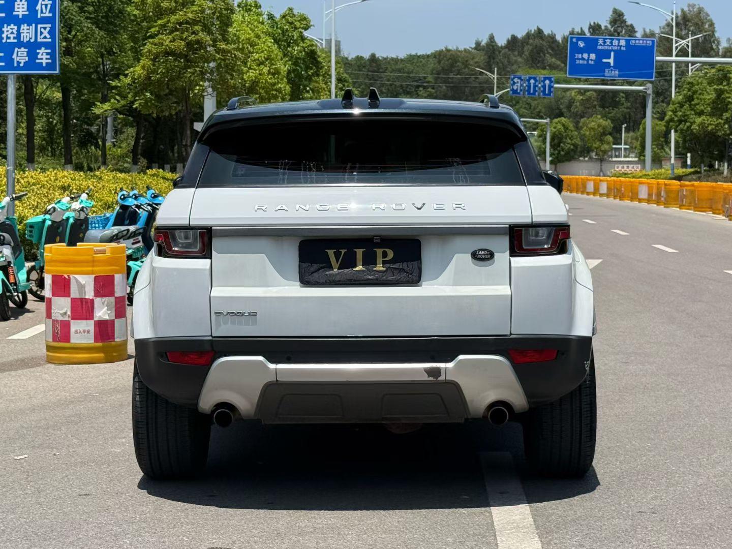 Land Rover Evoque 2017 thumb 3