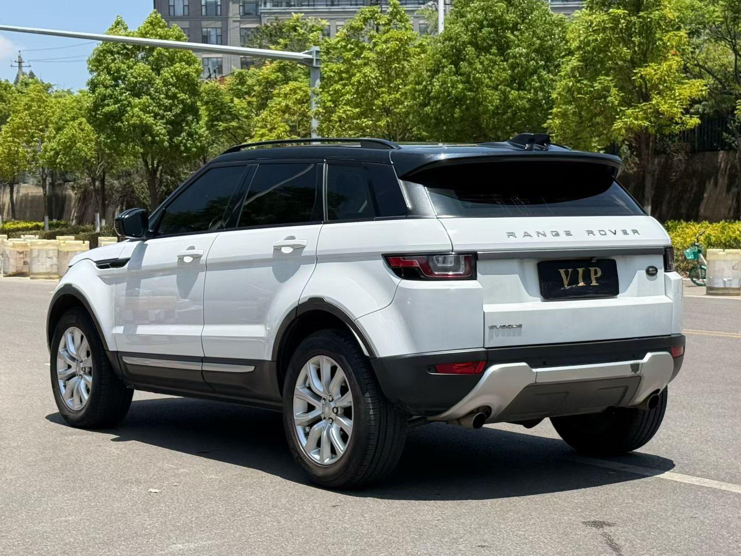 Land Rover Evoque 2017 thumb 11