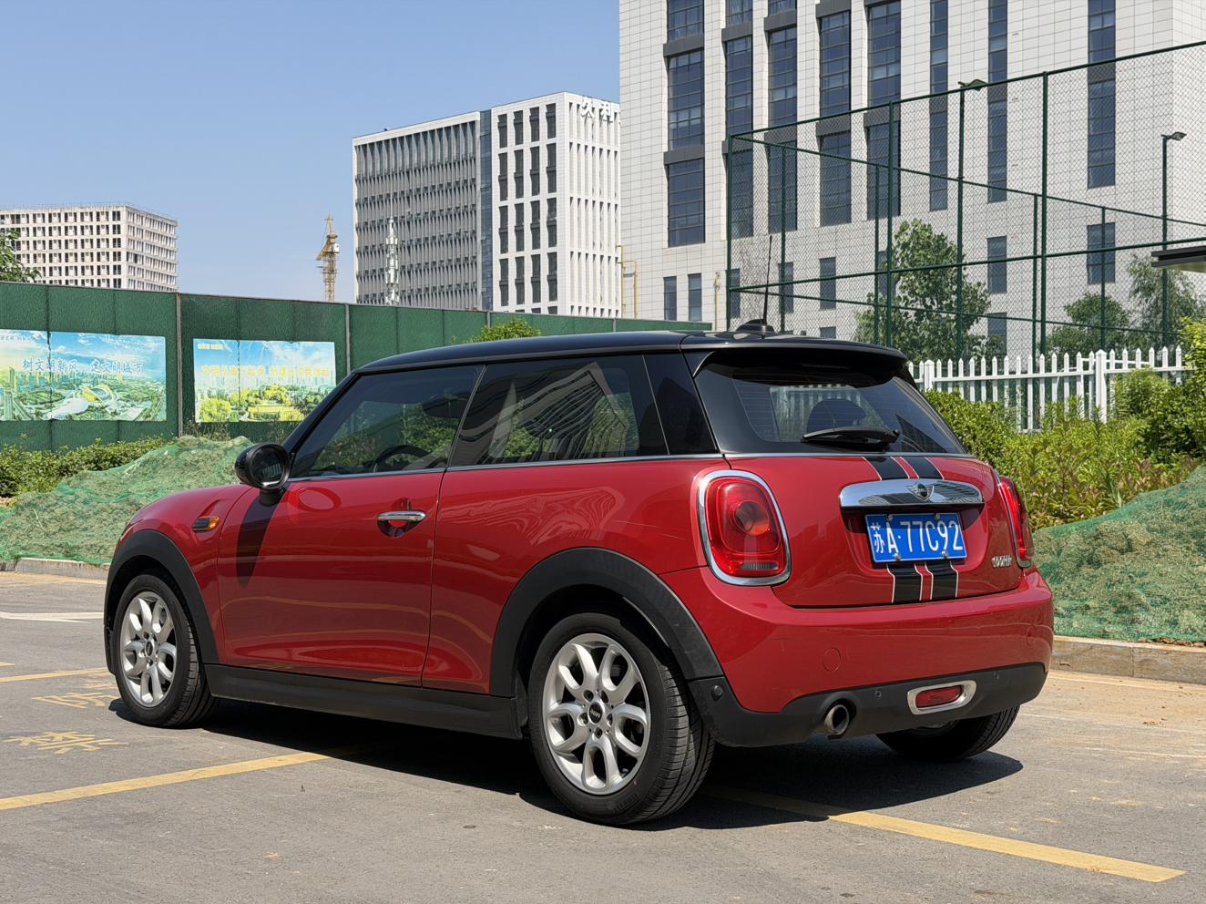 Mini Hatch 2016 thumb 3