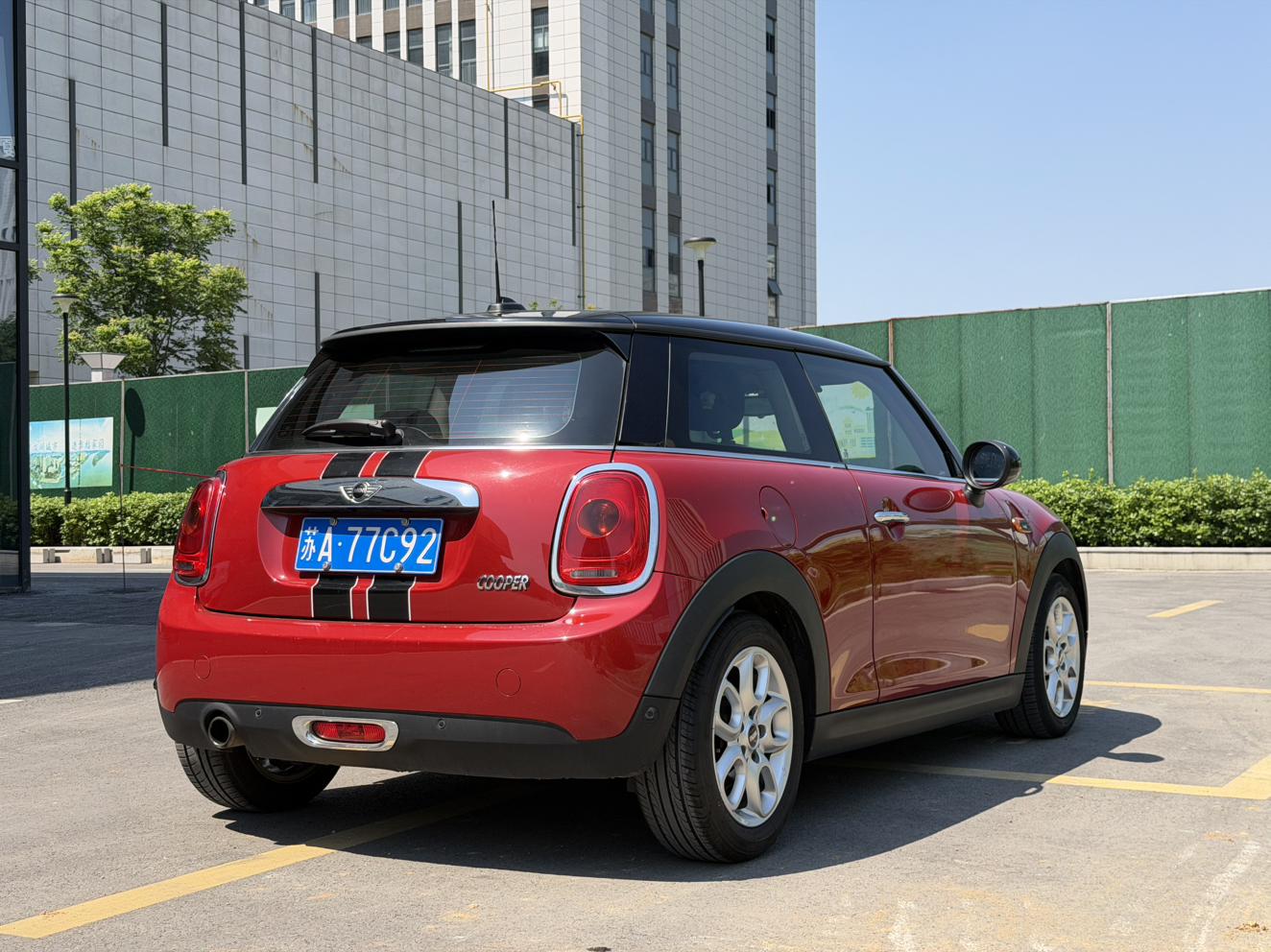 Mini Hatch 2016 thumb 5