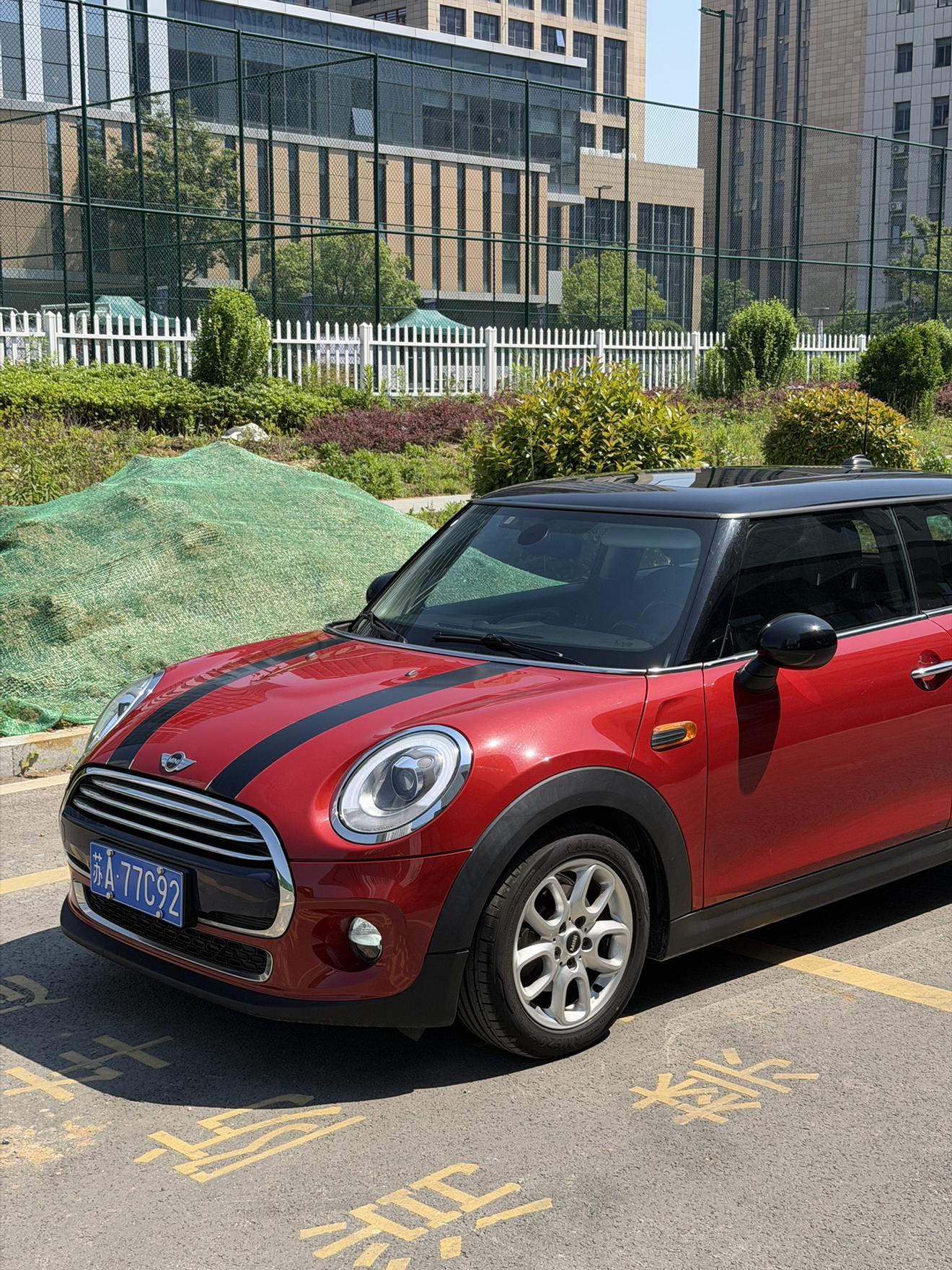 Mini Hatch 2016 thumb 6