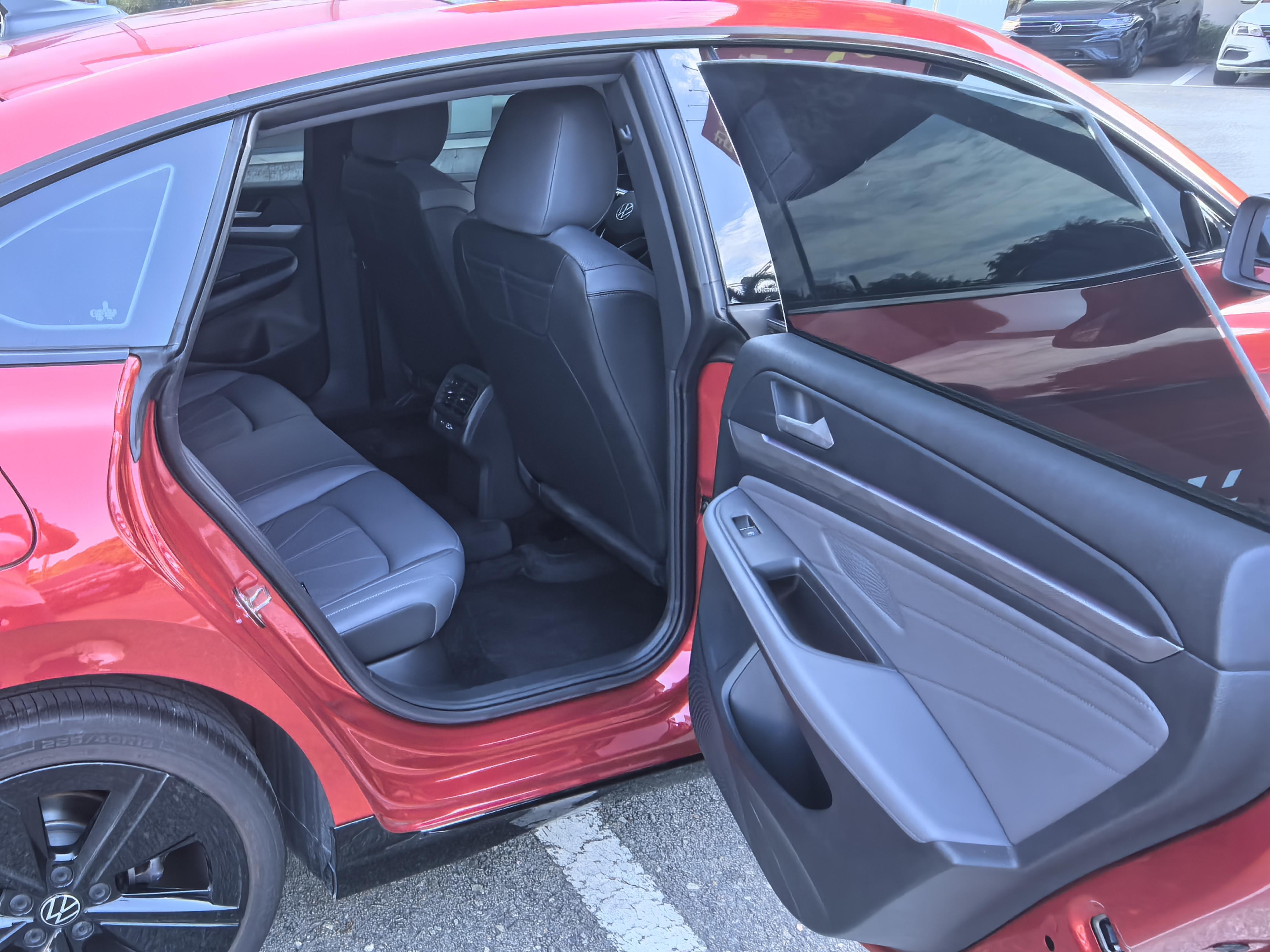 Volkswagen Lamando 2026 thumb 3