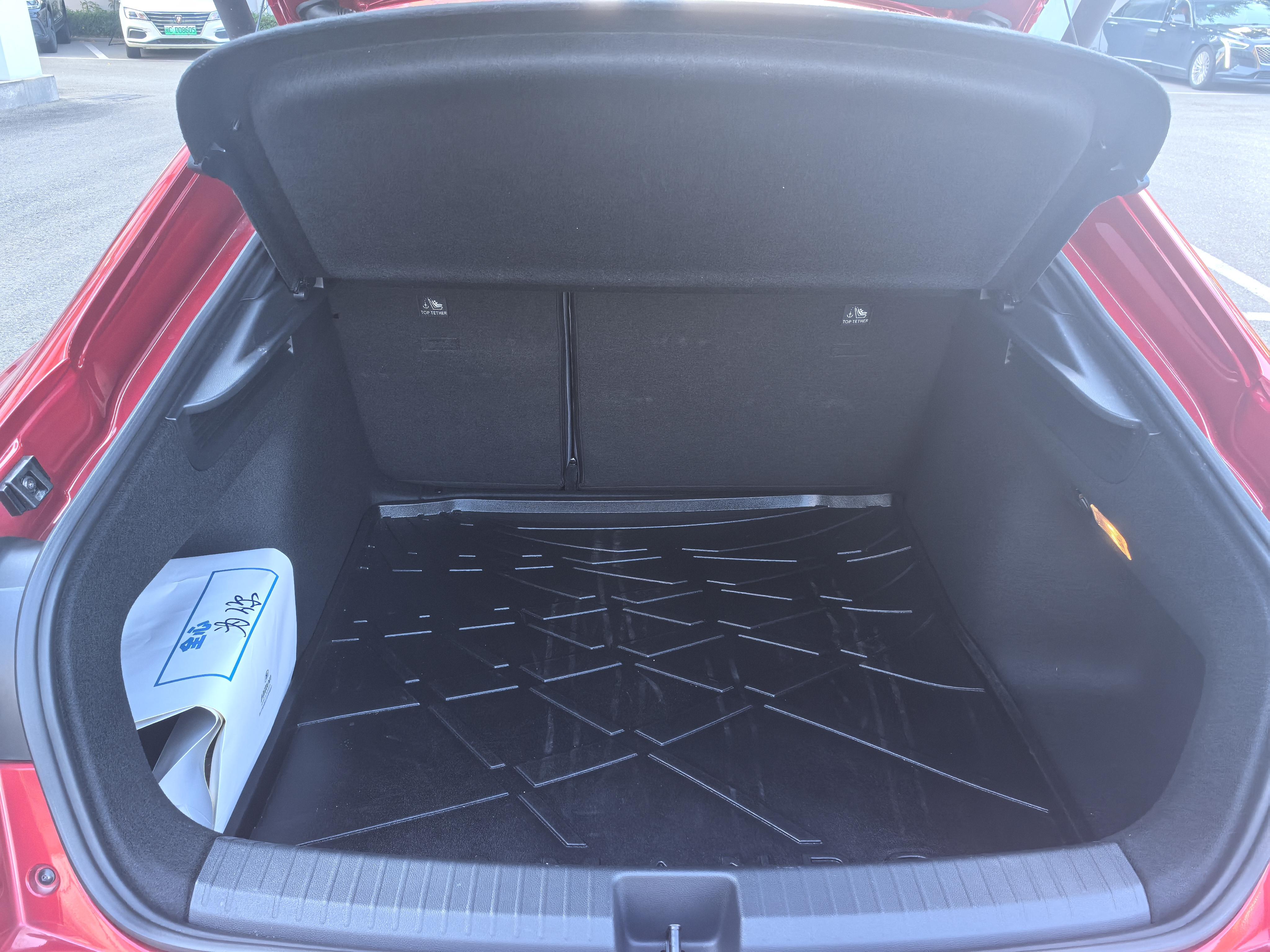 Volkswagen Lamando 2026 thumb 9