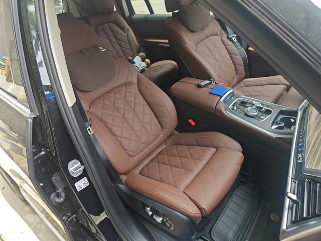 BMW X7 2024 thumb 6