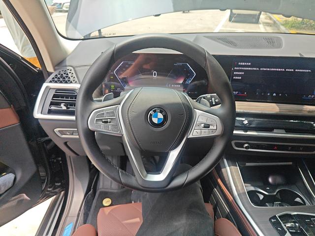 BMW X7 2024 thumb 9