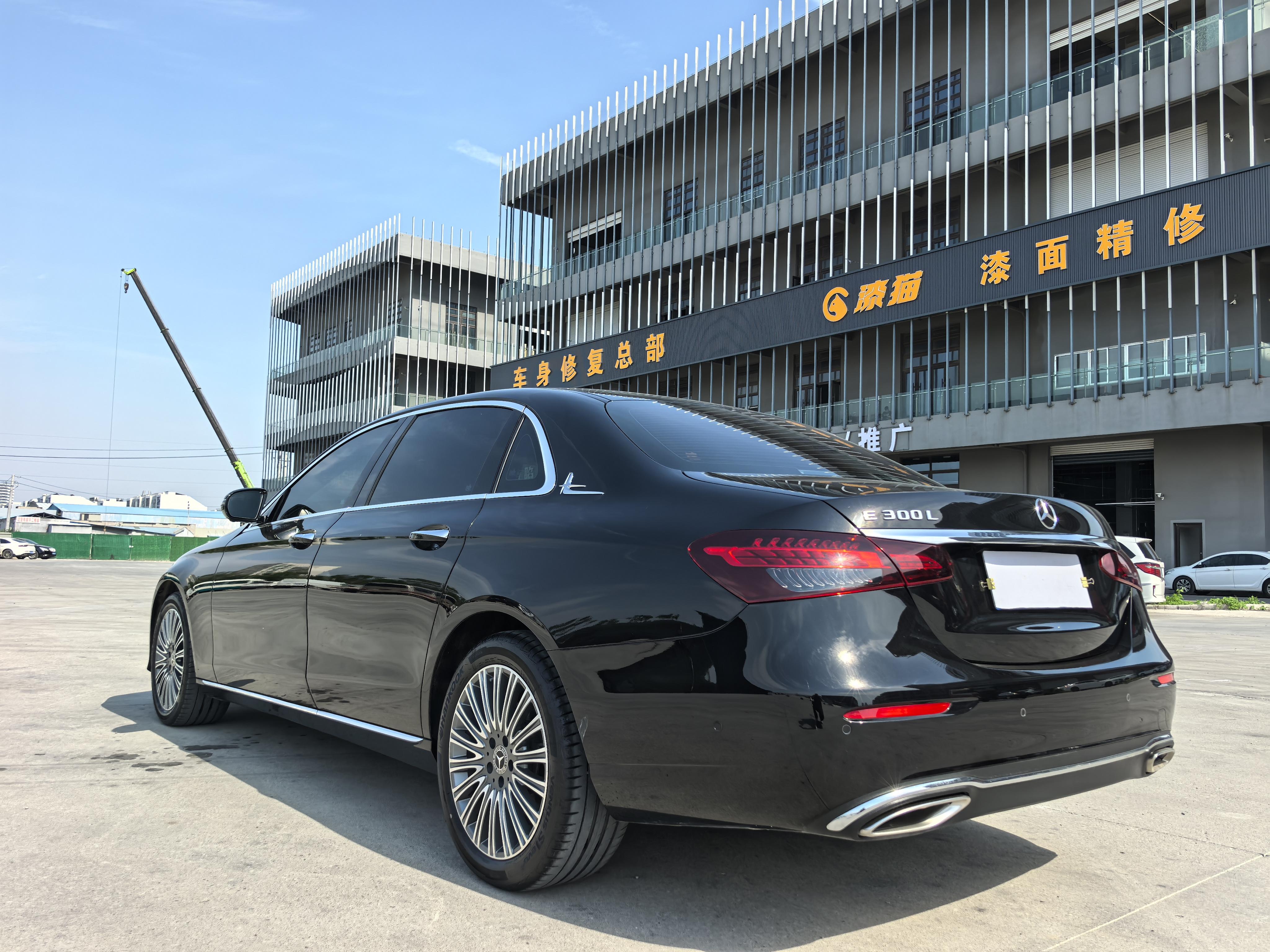 Mercedes-Benz E-Класс 2023 thumb 3