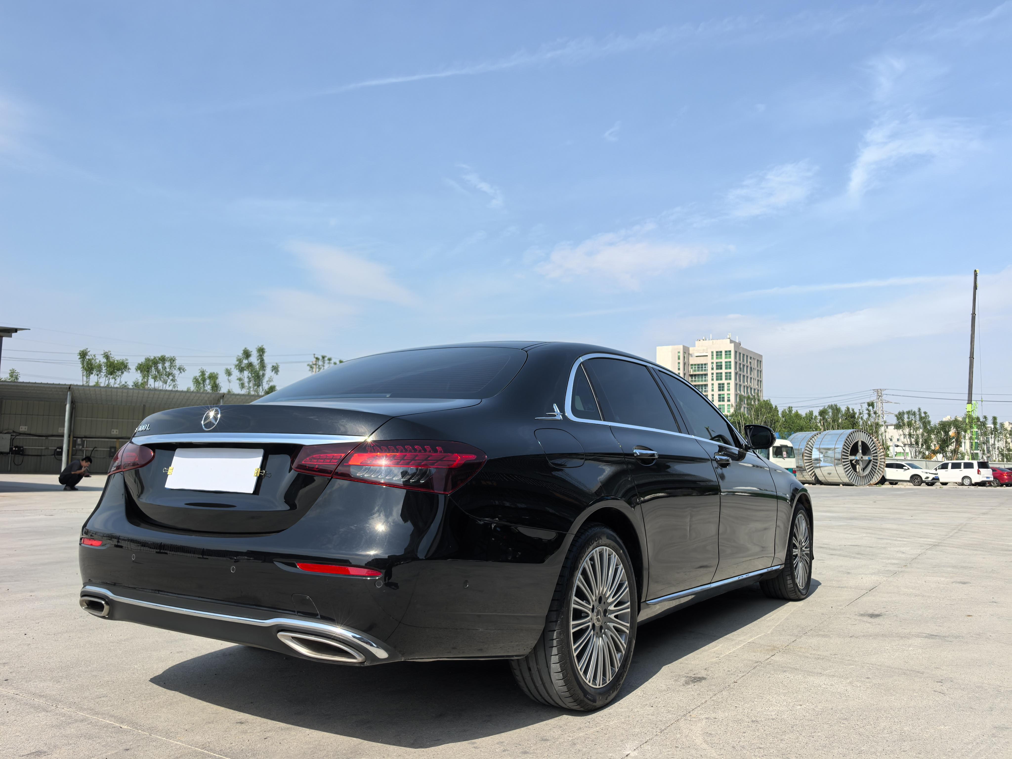 Mercedes-Benz E-Класс 2023 thumb 5