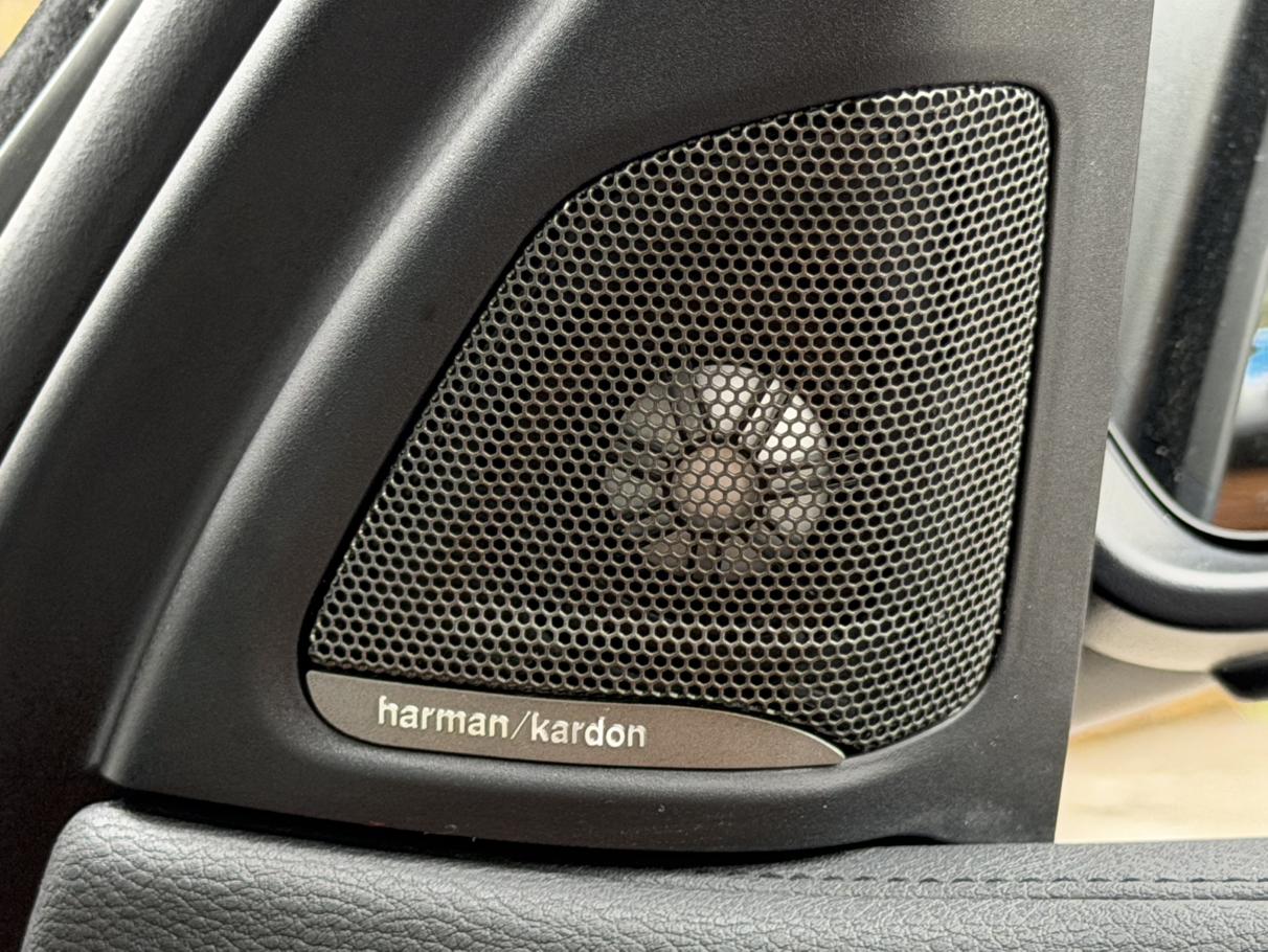 BMW X6 2015 thumb 9