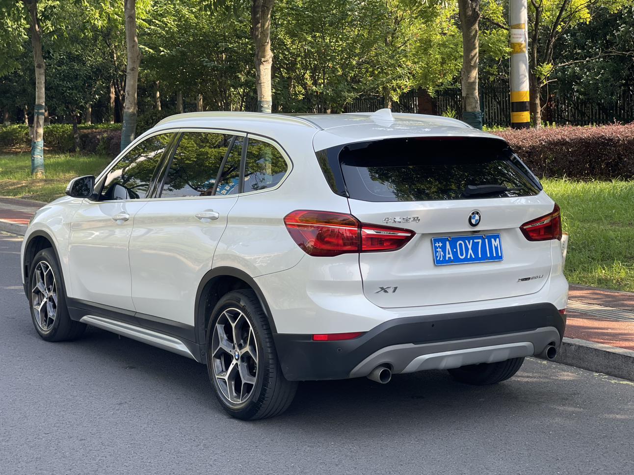 BMW X1 2019 thumb 2