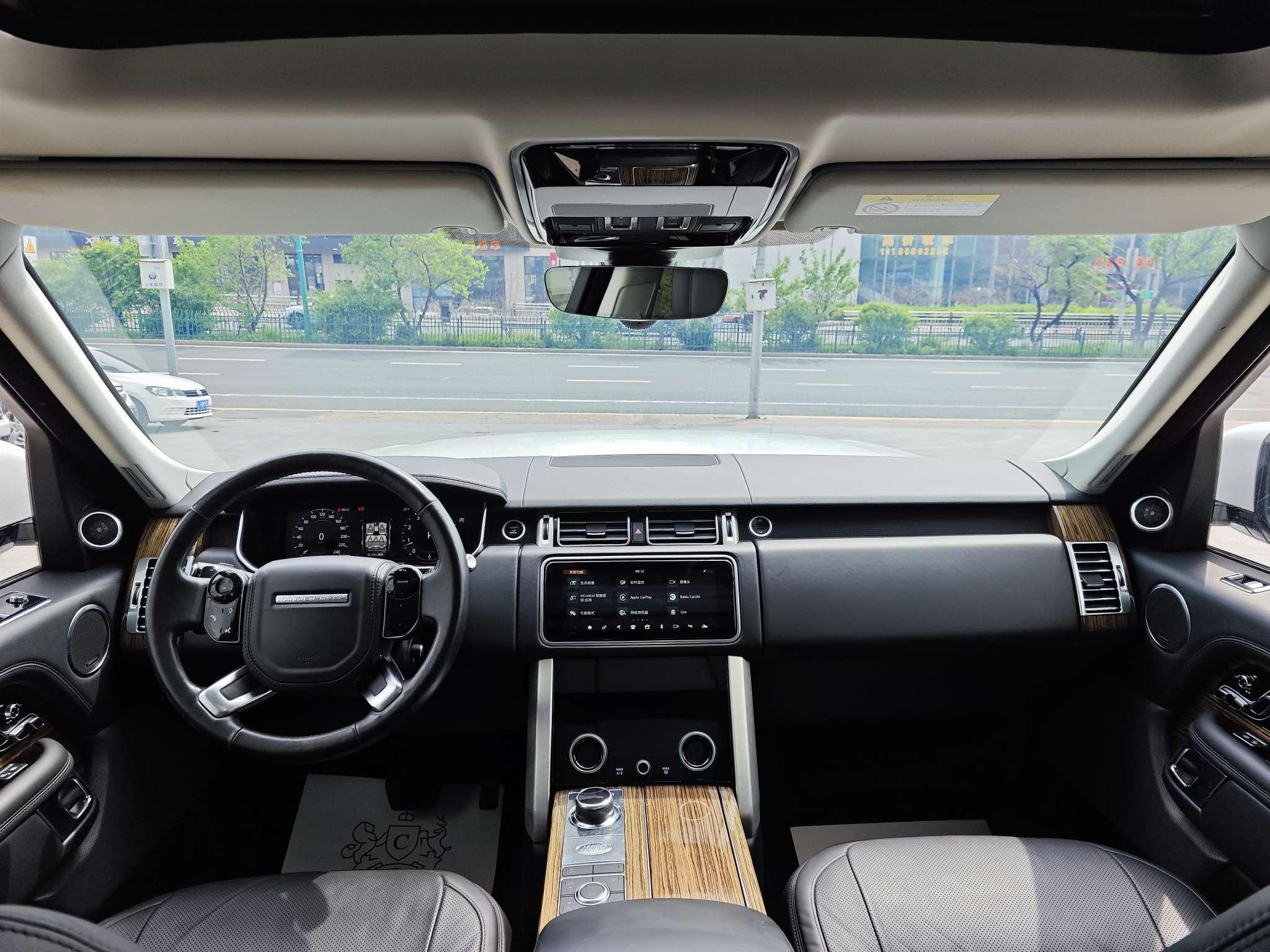 Land Rover Range Rover 2018 thumb 10