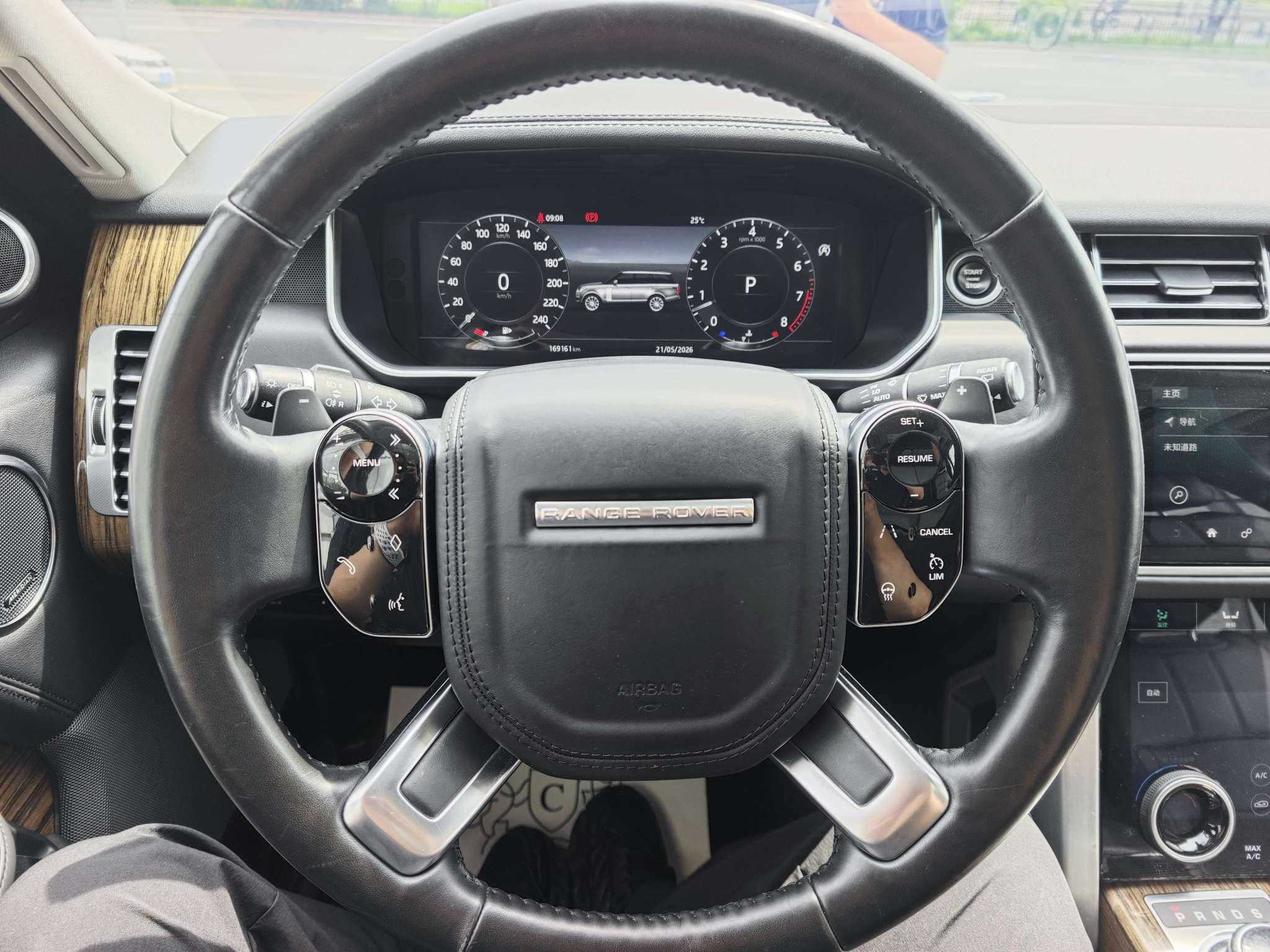 Land Rover Range Rover 2018 thumb 12