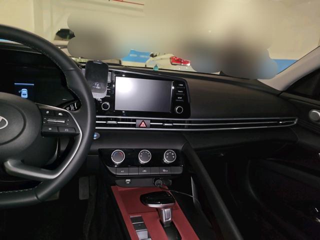 Hyundai Elantra 2023 thumb 12