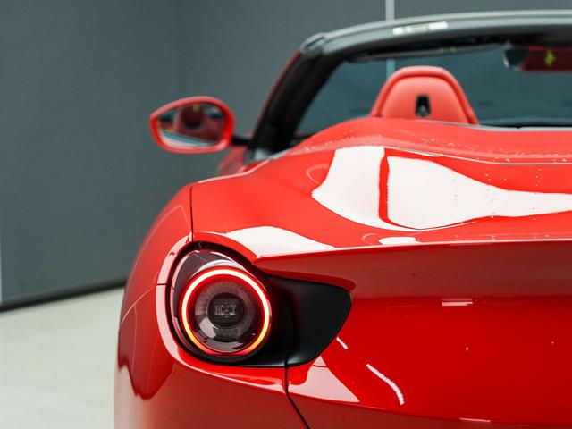 Ferrari Portofino 2021 thumb 4