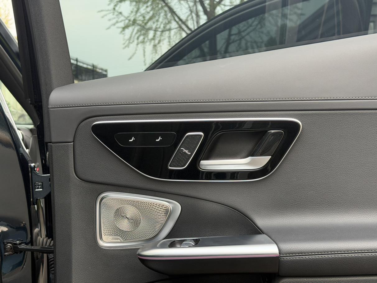 Mercedes-Benz C-Класс 2024 thumb 11
