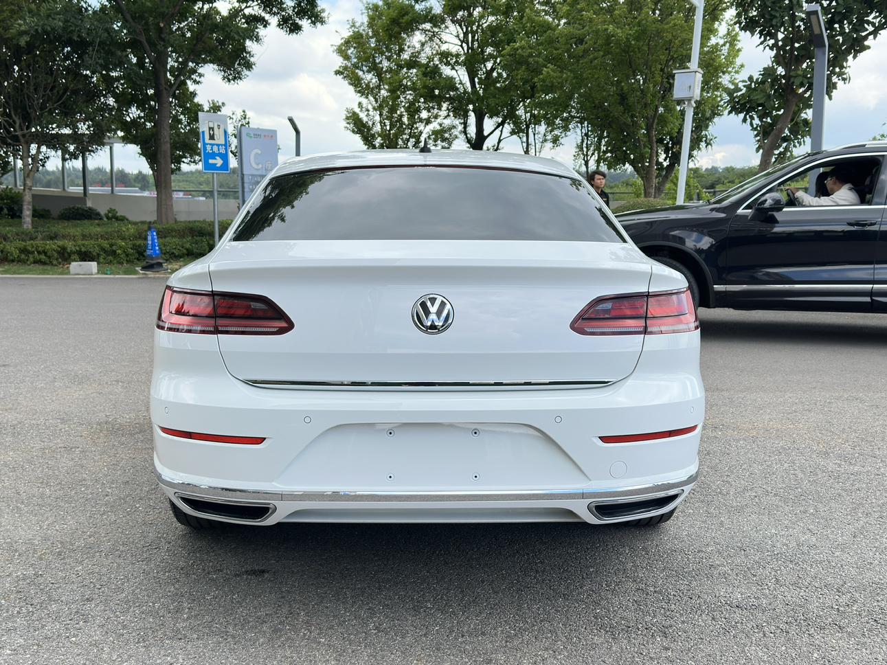 Volkswagen Arteon 2020 thumb 3