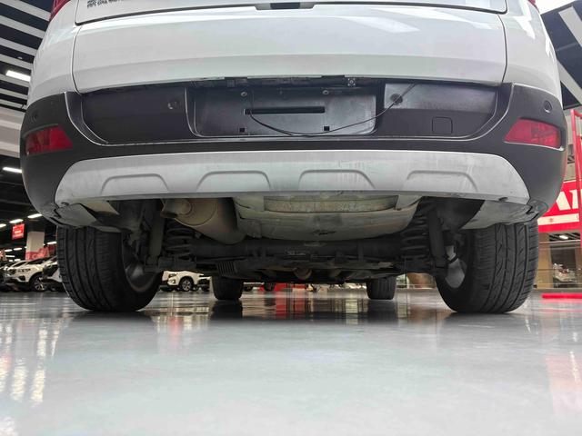 Peugeot 3008 2015 thumb 11