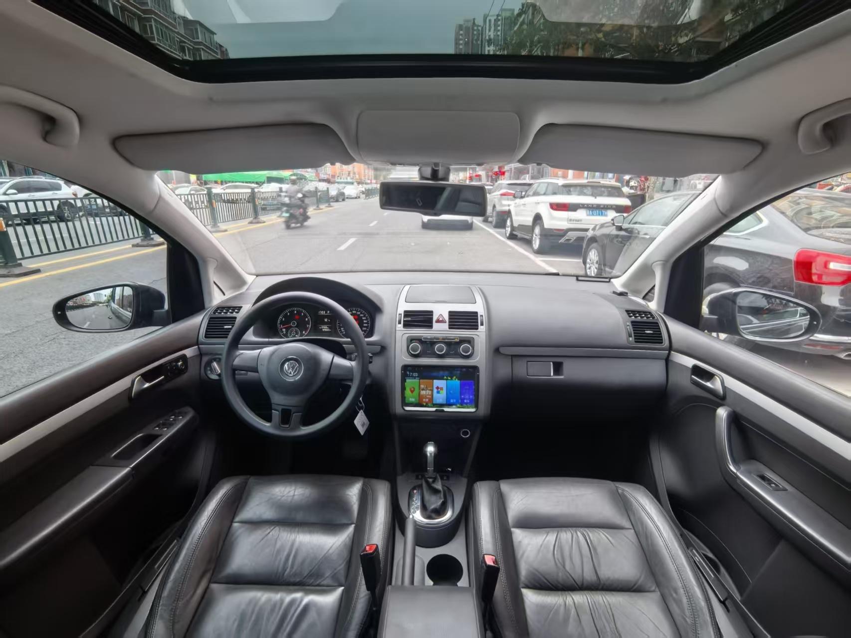 Volkswagen Touran 2013 thumb 5