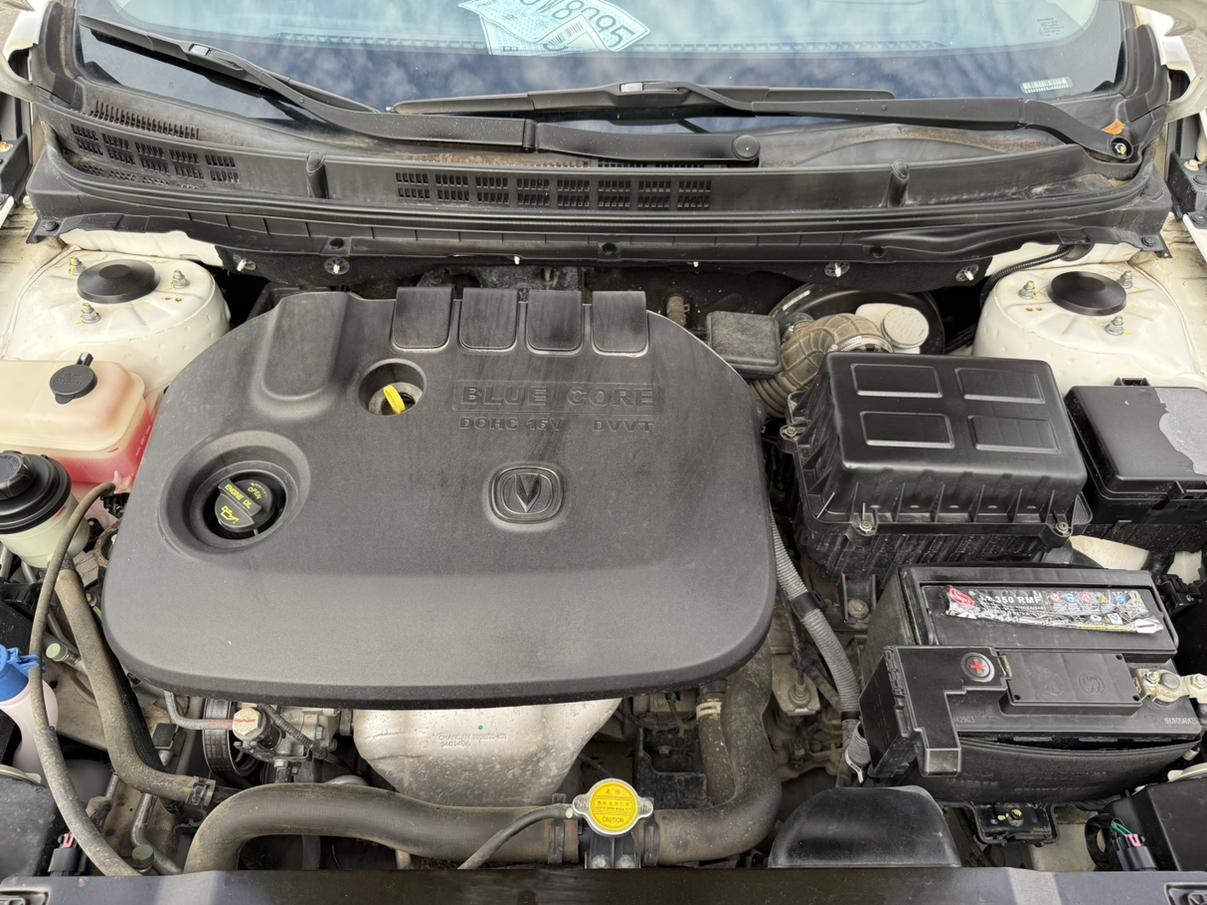 Changan Eado 2016 thumb 5