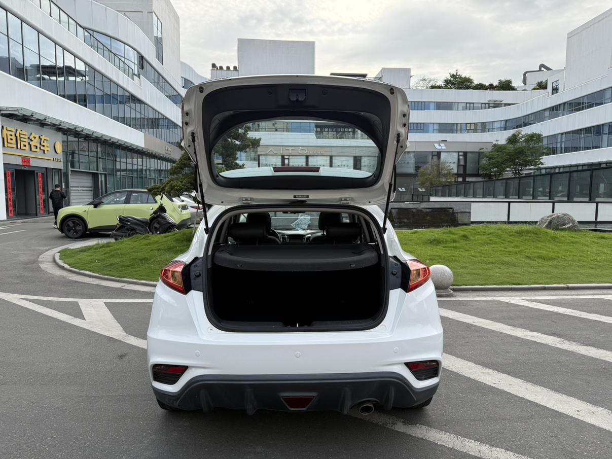 Changan Eado 2016 thumb 9