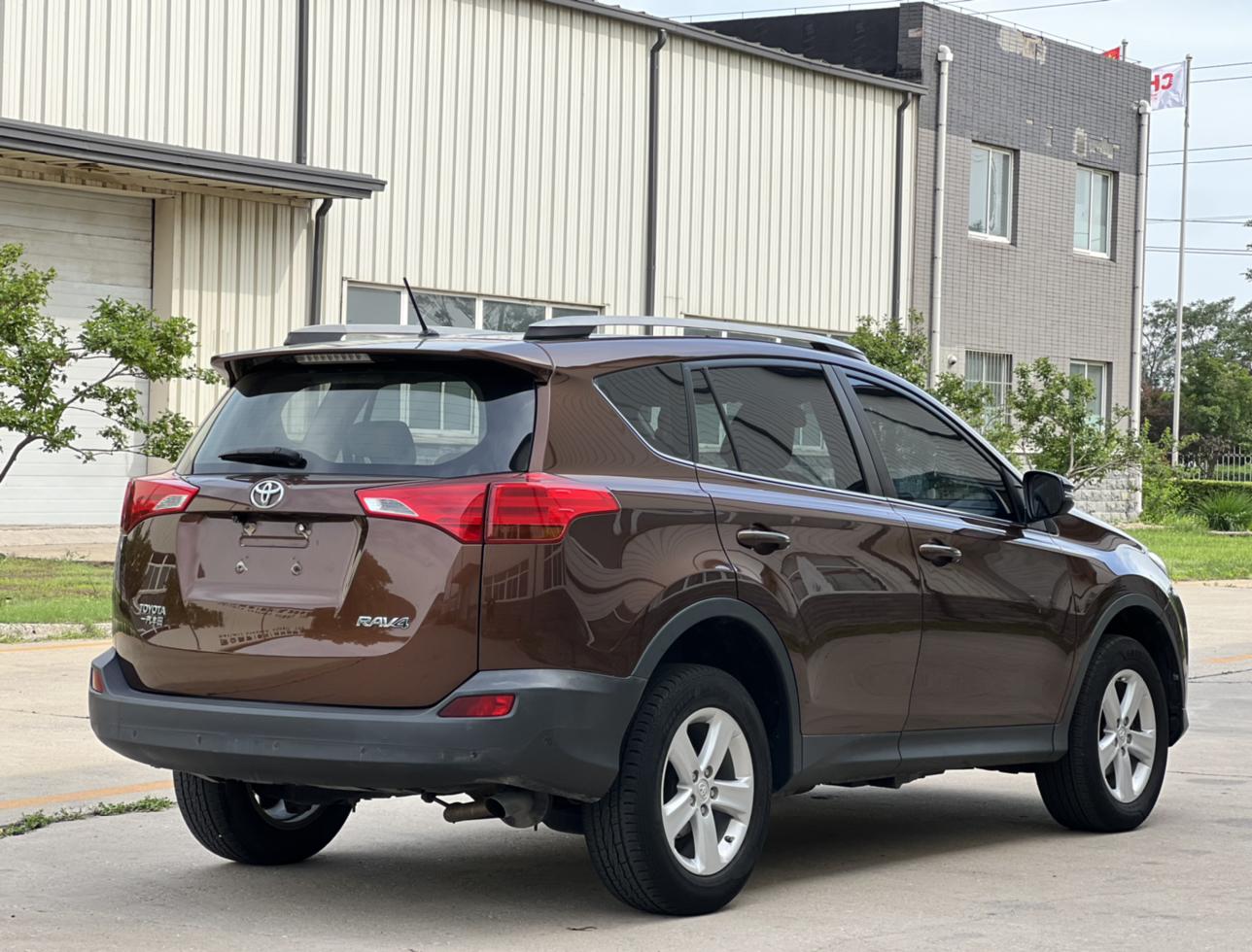 Toyota RAV4 2015 thumb 3