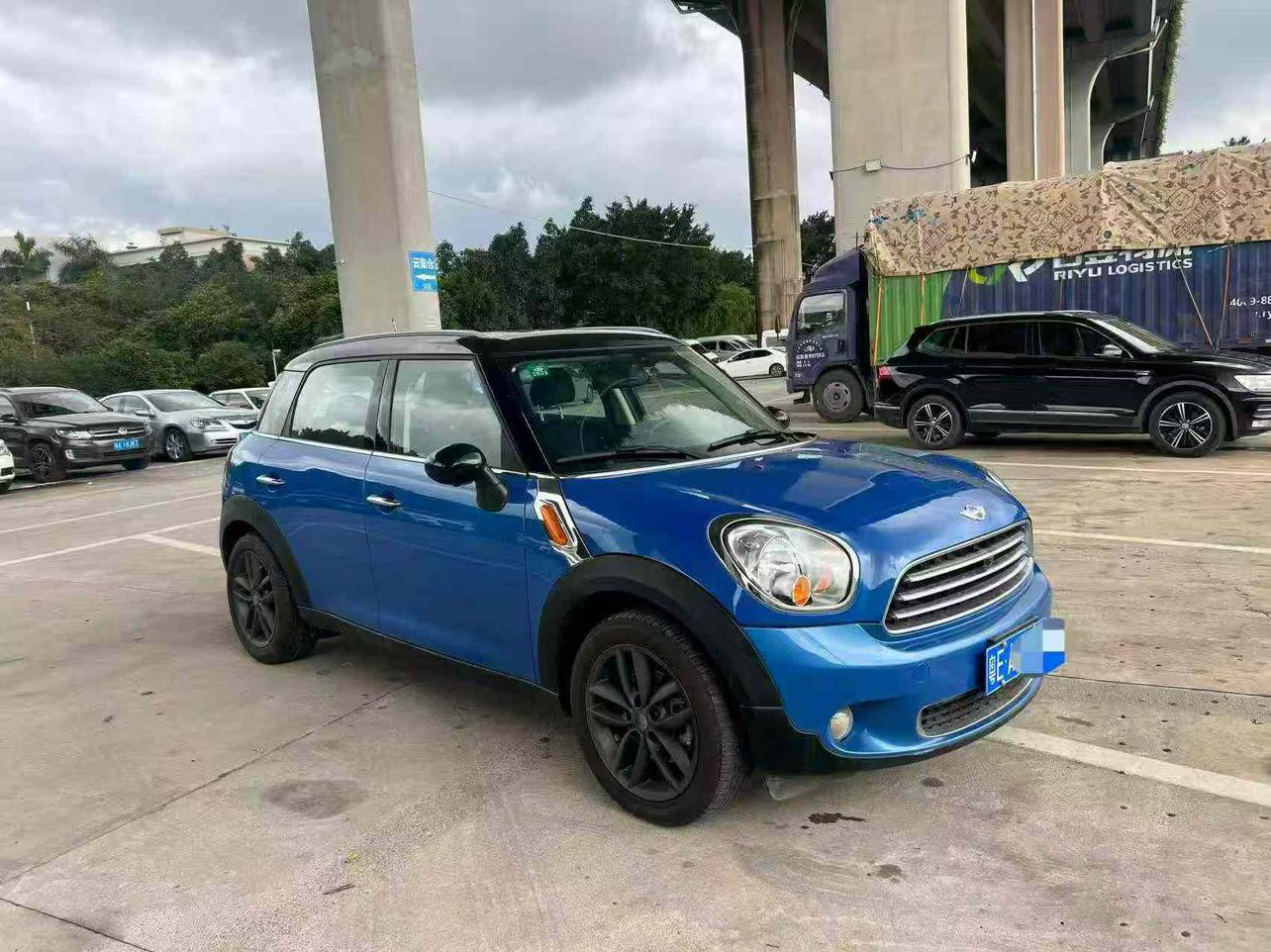 Mini Countryman 2013 thumb 10
