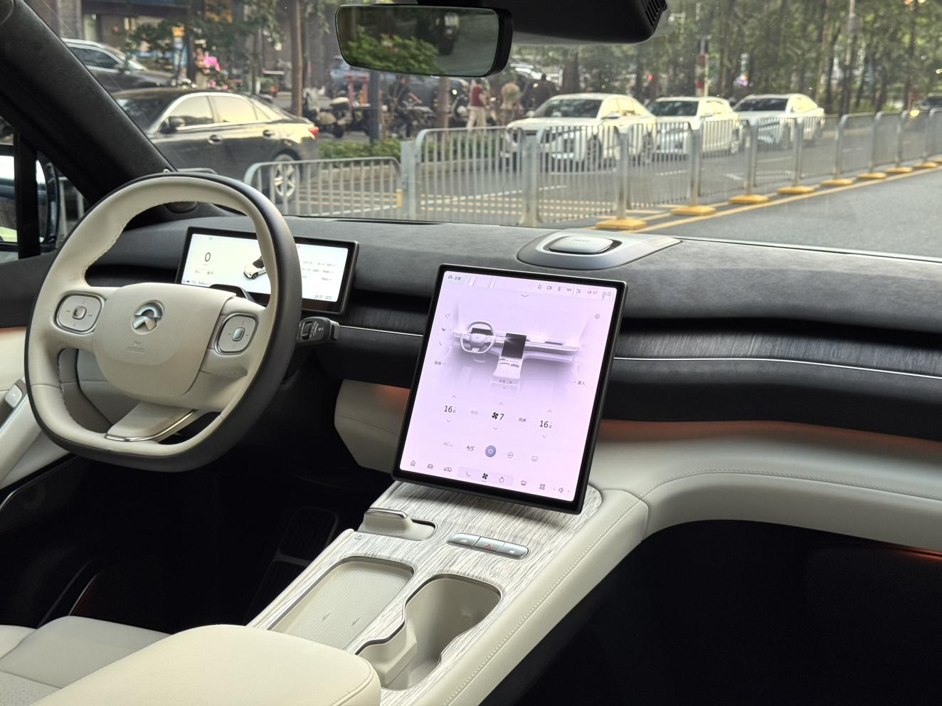 Nio ES7 2022 thumb 11
