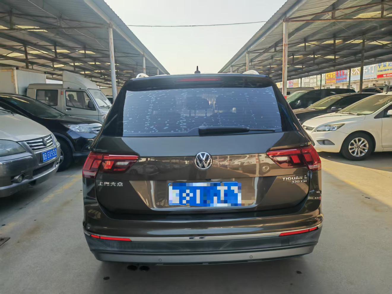 Volkswagen Tiguan 2018 thumb 3