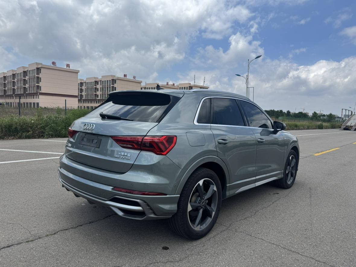 Audi Q3 2023 thumb 4