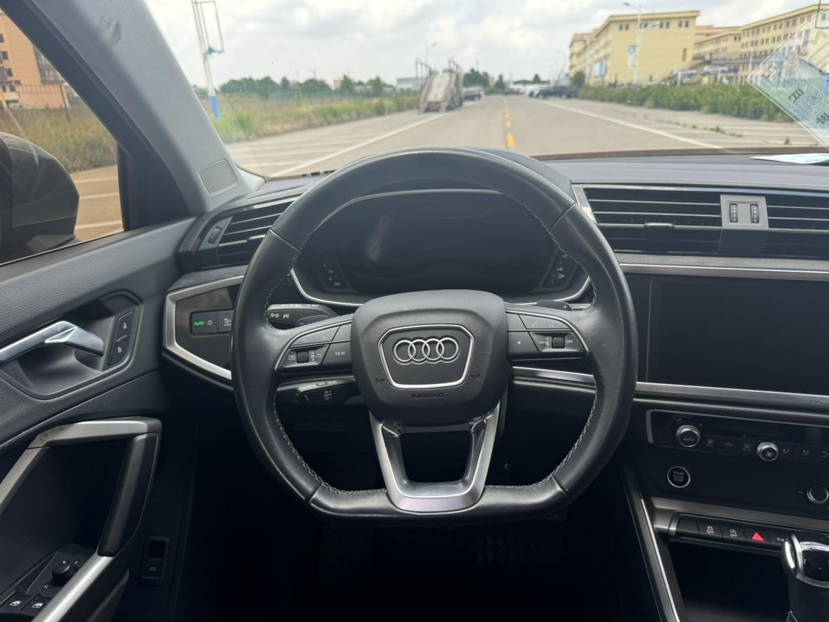 Audi Q3 2023 thumb 11