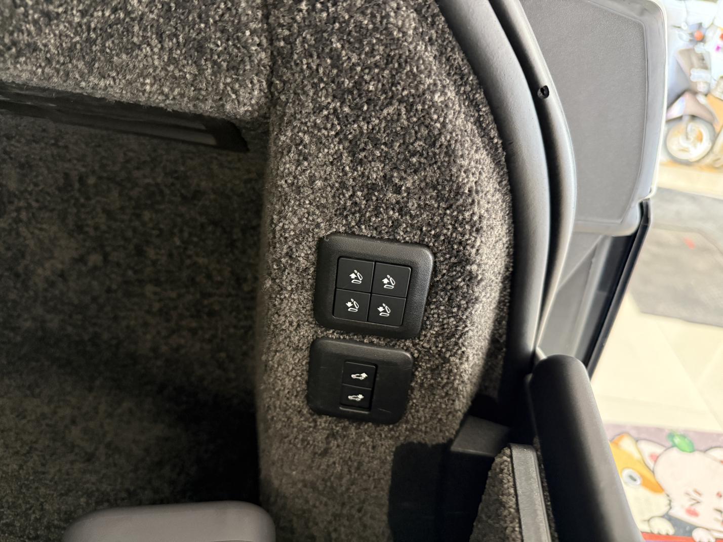 Land Rover Range Rover 2019 thumb 7