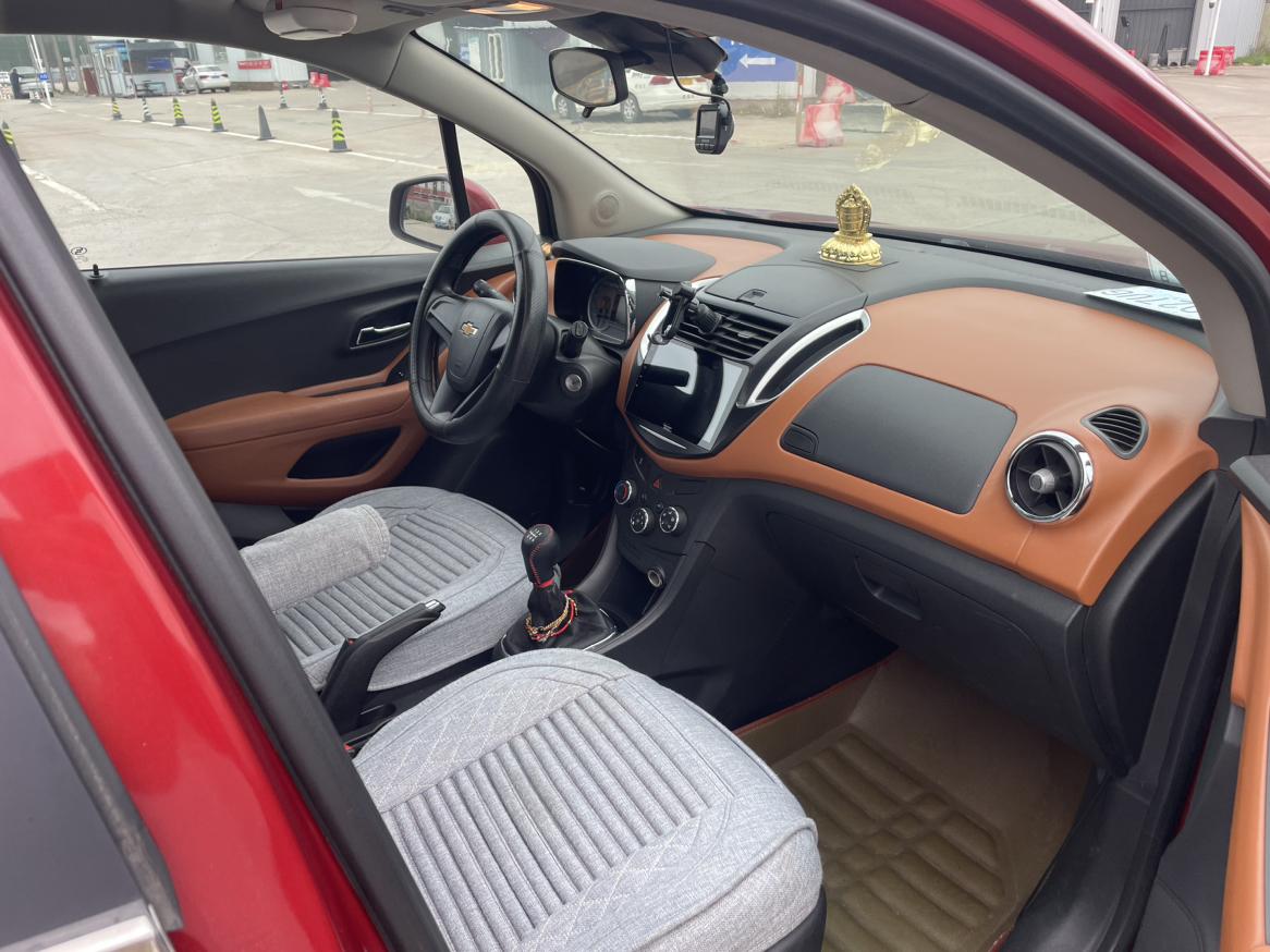 Chevrolet Tracker 2014 thumb 6