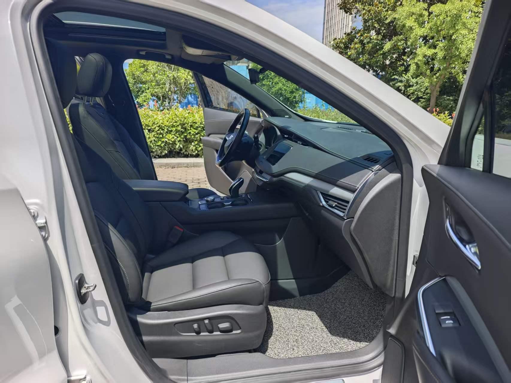 Cadillac XT4 2020 thumb 5