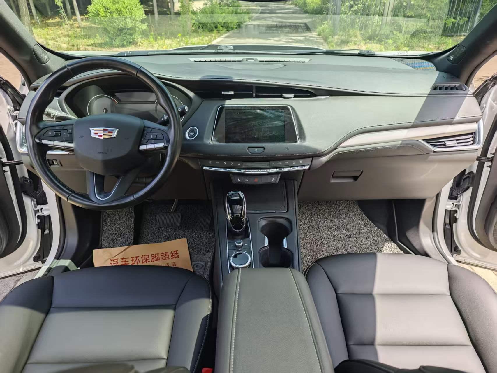 Cadillac XT4 2020 thumb 6