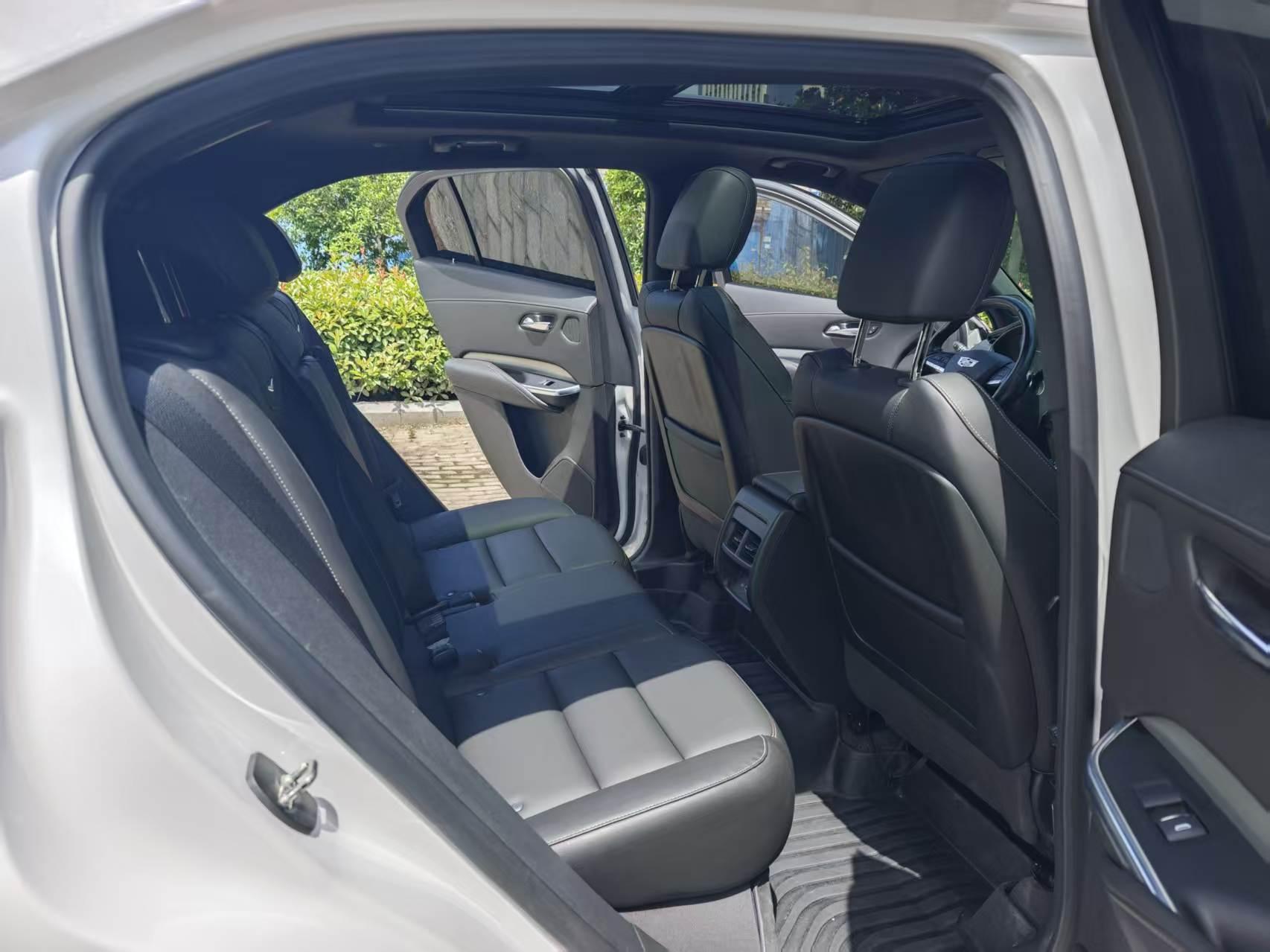 Cadillac XT4 2020 thumb 7