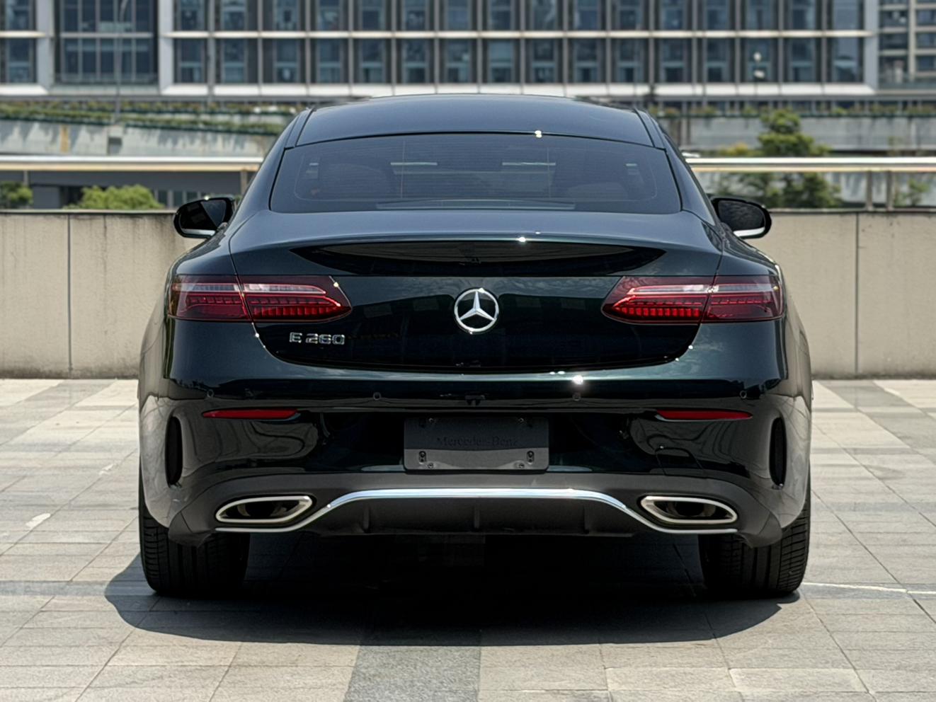 Mercedes-Benz E-Класс 2023 thumb 2