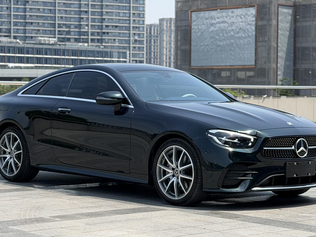 Mercedes-Benz E-Класс 2023 thumb 4