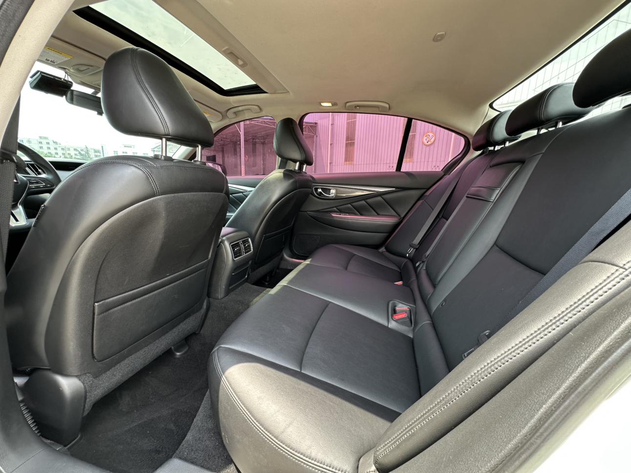 Infiniti Q50L 2018 thumb 8
