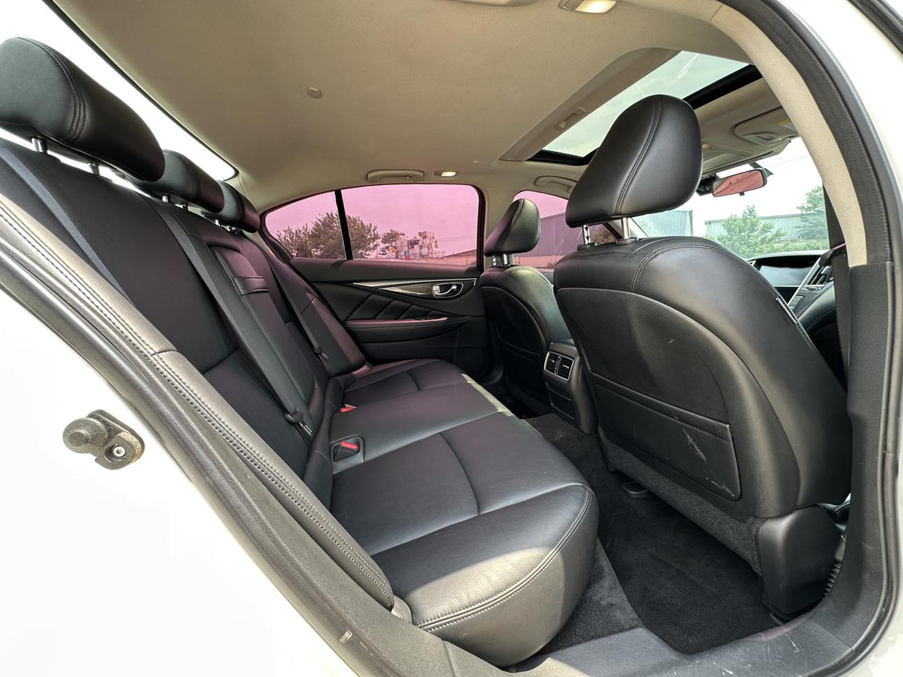 Infiniti Q50L 2018 thumb 9