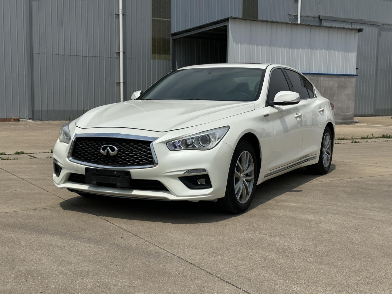 Infiniti Q50L 2018 thumb 11