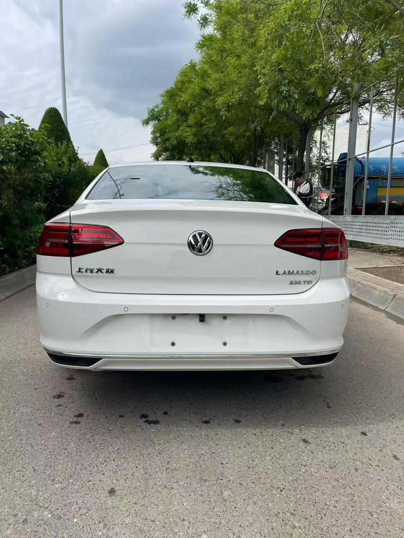 Volkswagen Lamando 2021 thumb 3