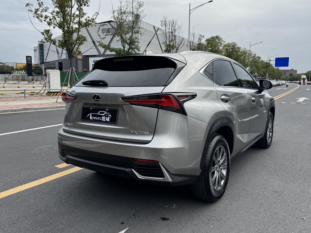Lexus NX 2020 thumb 5
